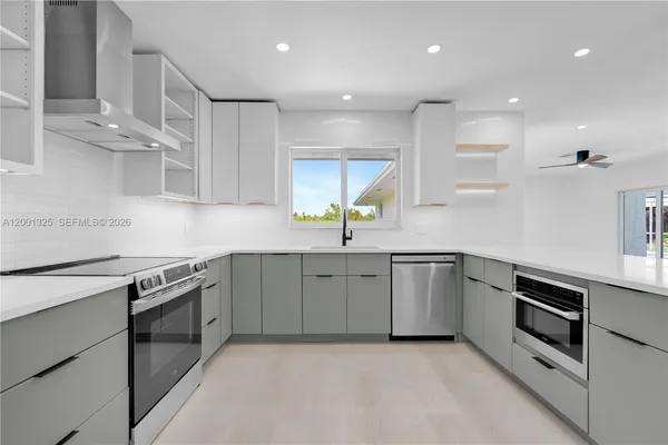 $4,950 | 9125 Southeast Karin Street, Hobe Sound, FL 33455