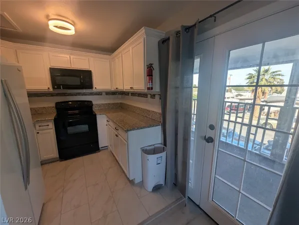 $1,250 | 5808 Evergreen Avenue, Las Vegas, NV 89107