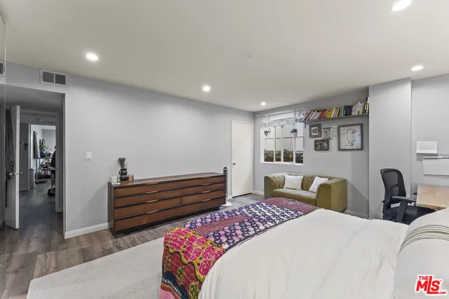 $4,770 | 712 Pacific Street, Unit 1, Santa Monica, CA 90405