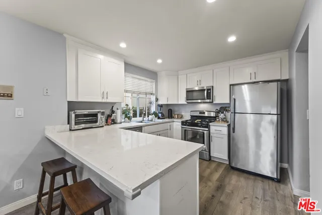 $4,770 | 712 Pacific Street, Unit 1, Santa Monica, CA 90405