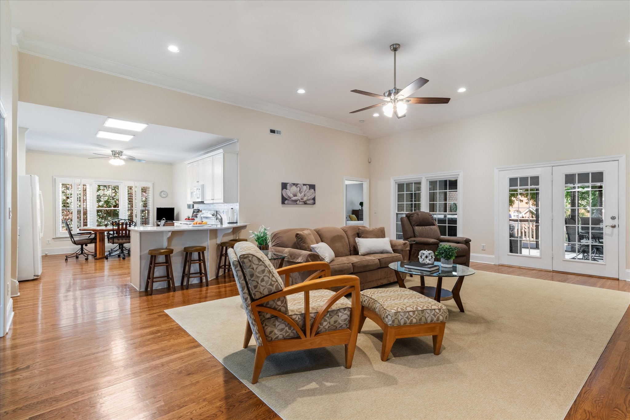 272 Noah Drive Franklin, TN 37064 - Photo 8 of 35 a living room with furniture and kitchen view