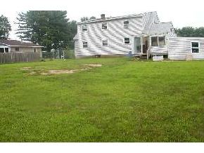 4 Rose Avenue Derry, NH 03038 - Photo 2 of 5 Gallery Image 2