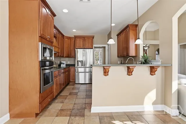 $469,900 | 6 Mainhouse Lane, Savannah, GA 31419