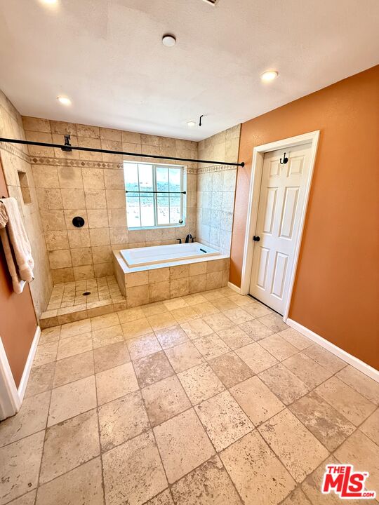 1629 Julia Way Riverside, CA 92501 - Photo 8 of 30