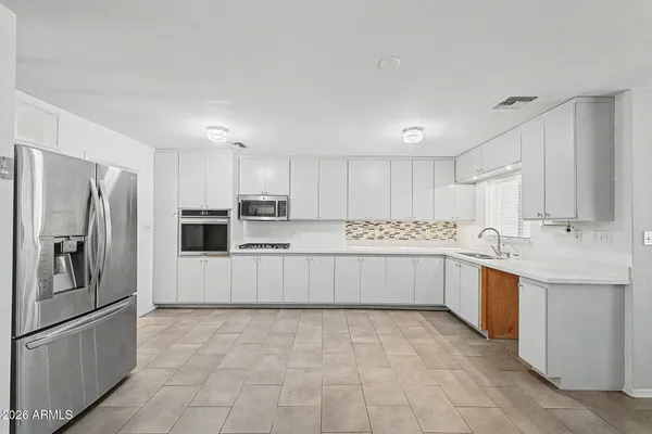 $675,000 | 3907 East Mulberry Drive, Phoenix, AZ 85018