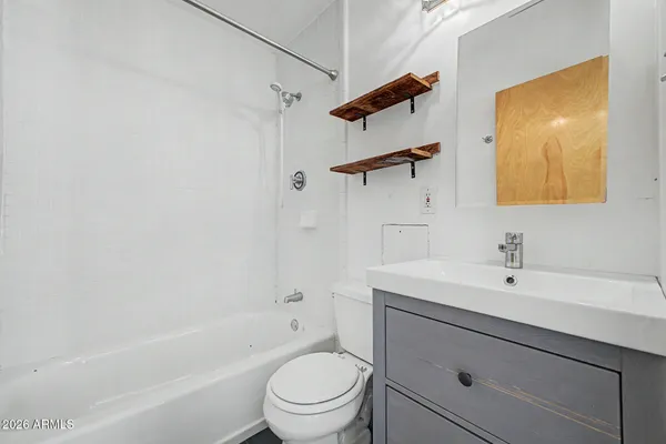 $675,000 | 3907 East Mulberry Drive, Phoenix, AZ 85018