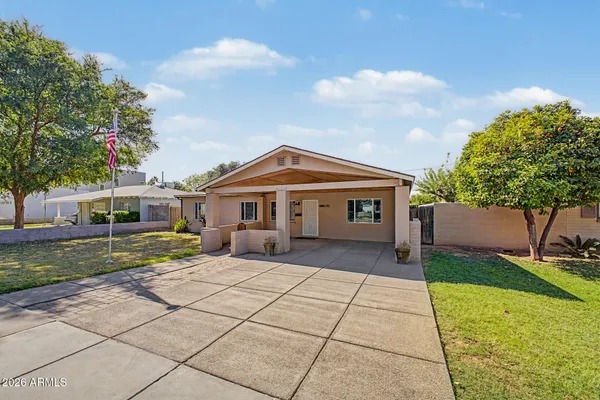 $675,000 | 3907 East Mulberry Drive, Phoenix, AZ 85018