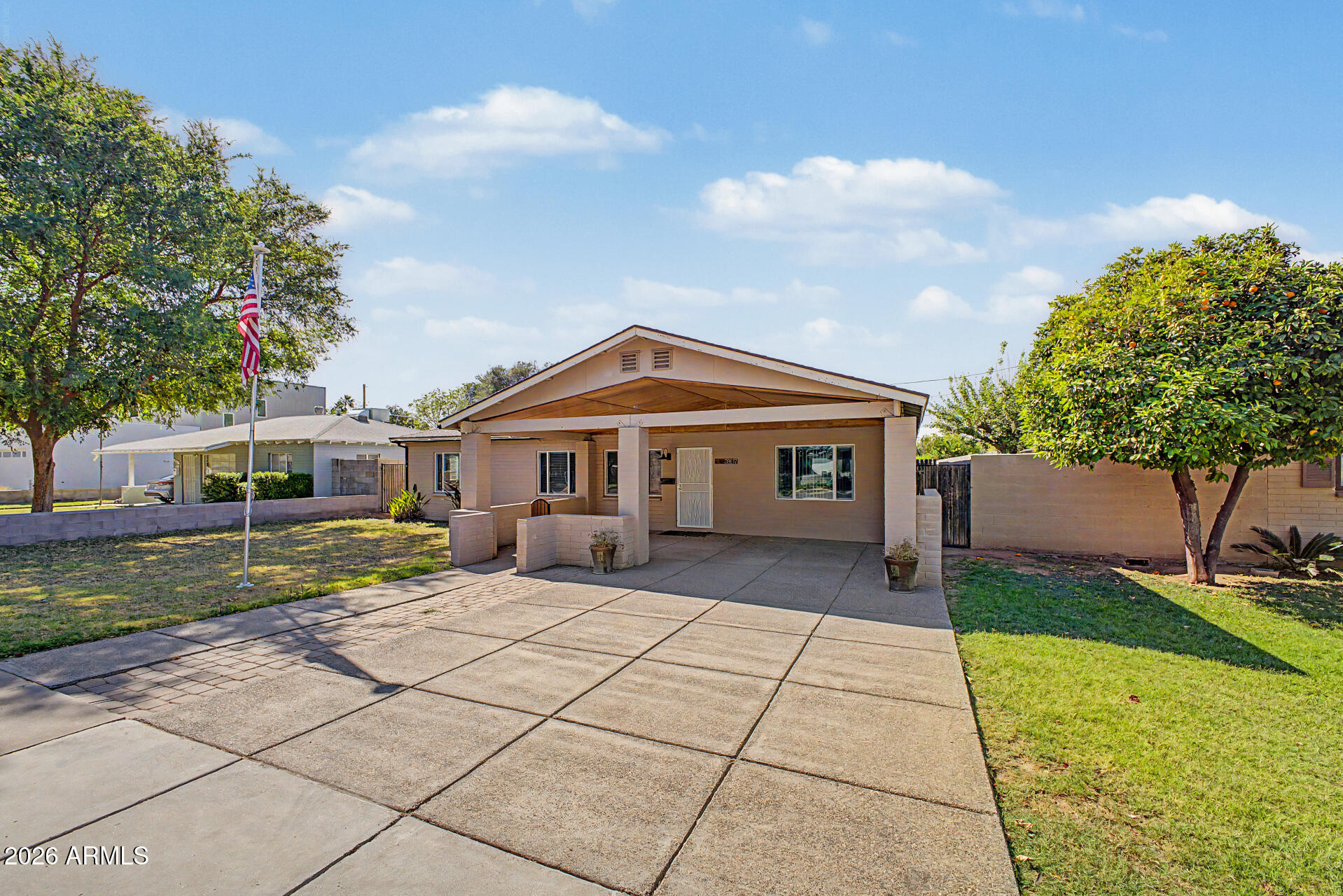 3907 East Mulberry Drive Phoenix, AZ 85018 - Photo 3 of 48 a front view of a house with garden