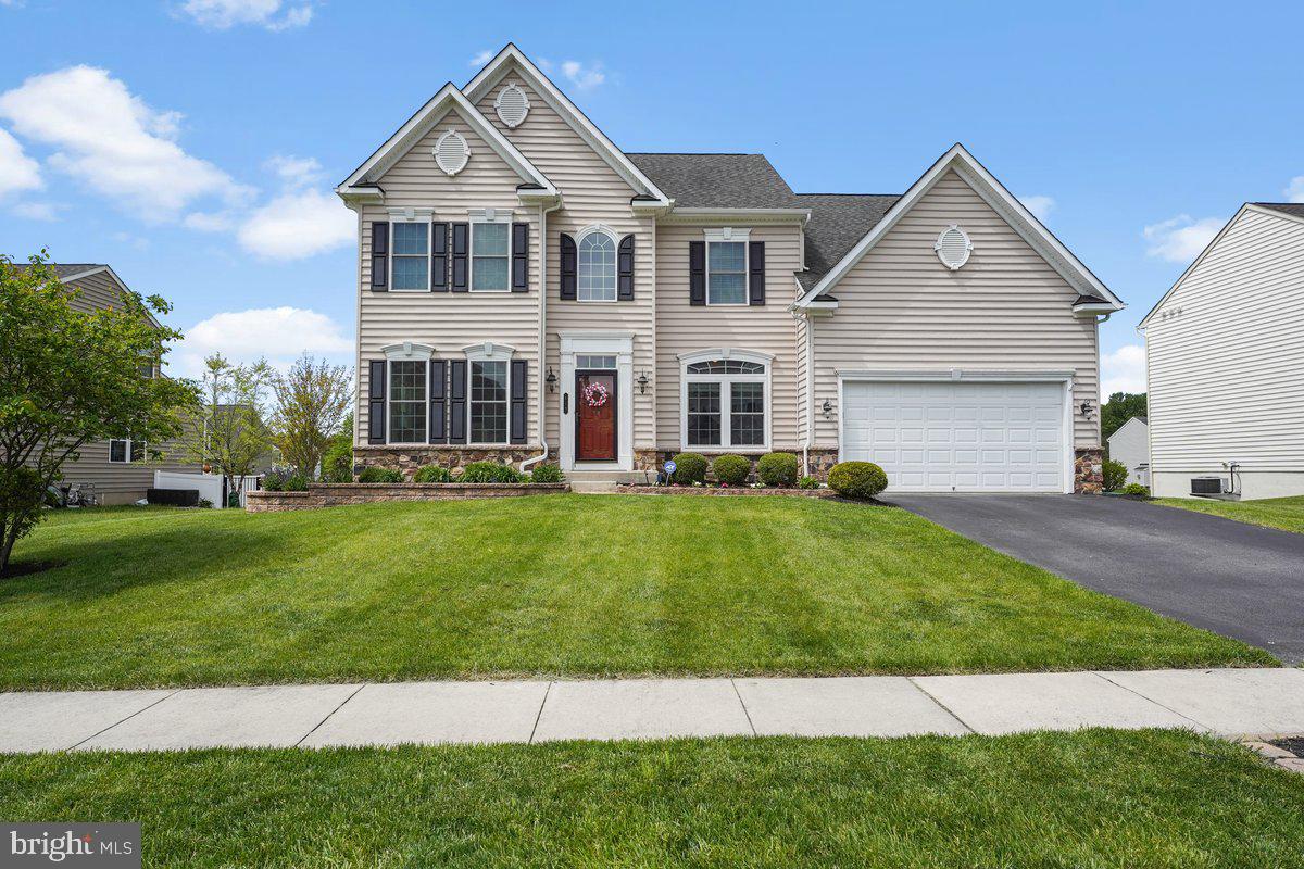 819 Easkey Lane Avondale, PA 19311 - Photo 1 of 49 Gallery Image 1