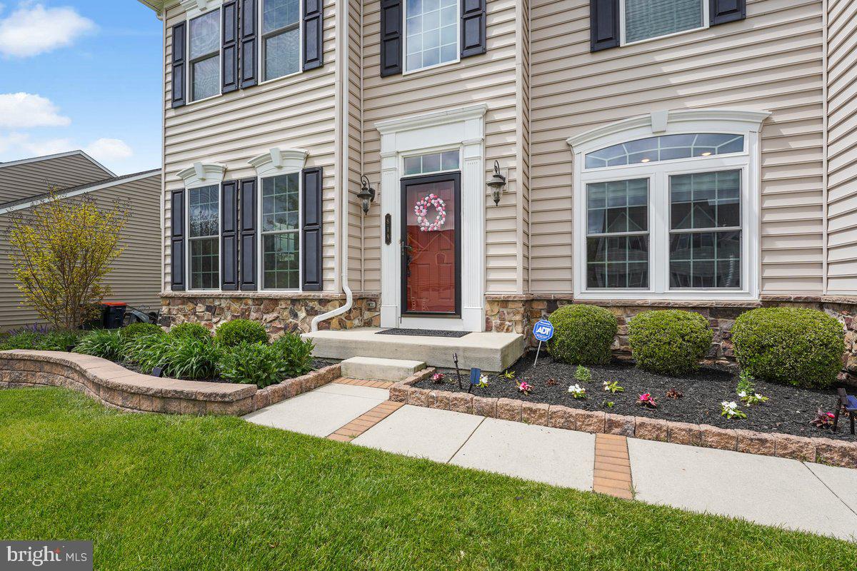 819 Easkey Lane Avondale, PA 19311 - Photo 2 of 49 Gallery Image 2