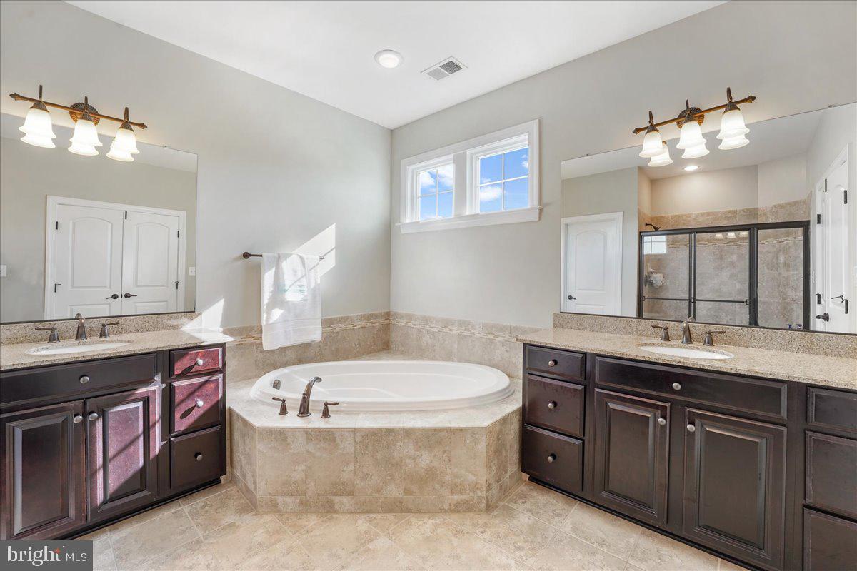 819 Easkey Lane Avondale, PA 19311 - Photo 30 of 49 Gallery Image 30