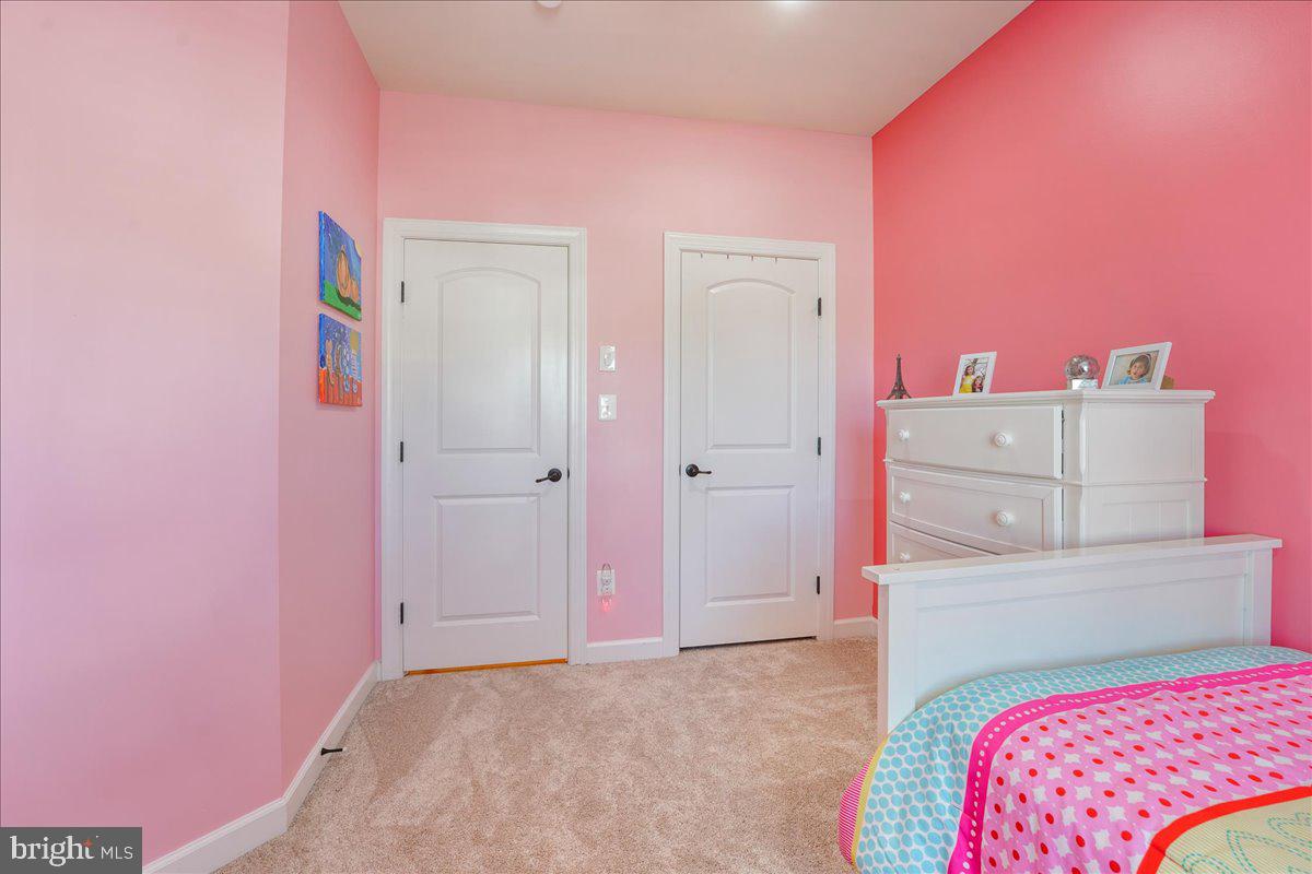 819 Easkey Lane Avondale, PA 19311 - Photo 35 of 49 Gallery Image 35