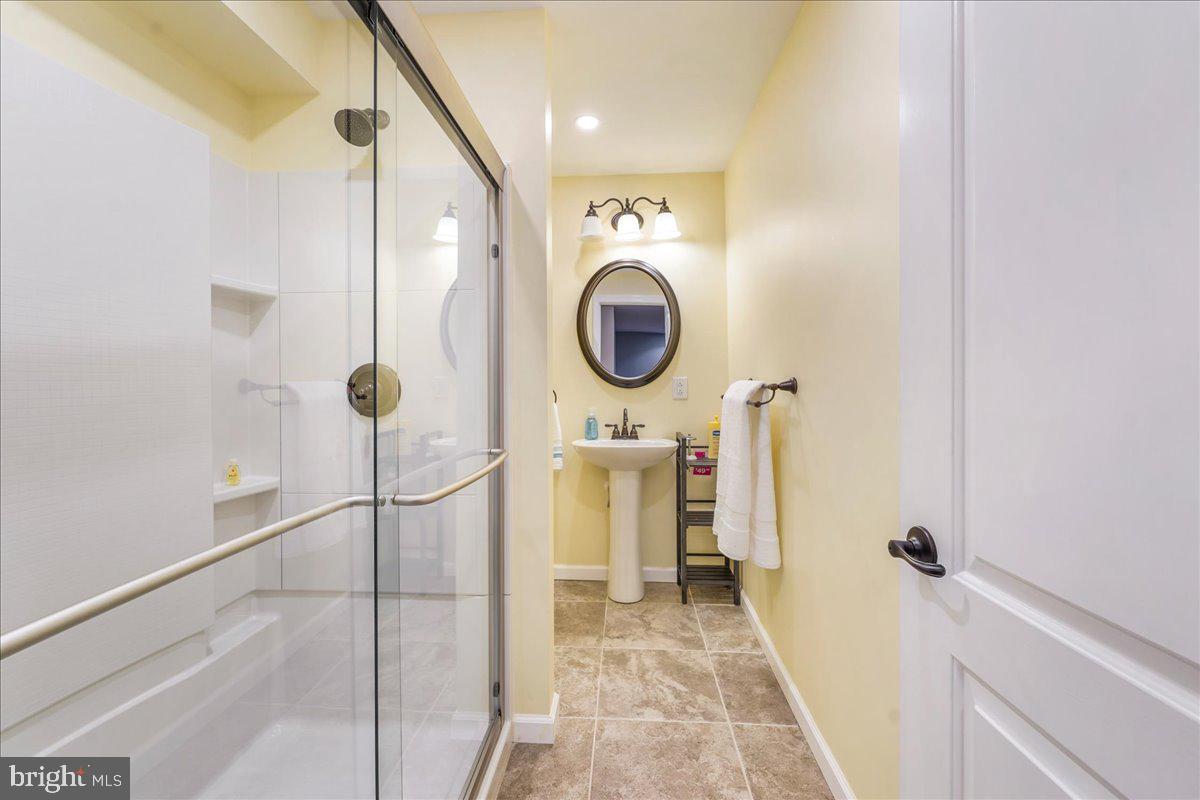 819 Easkey Lane Avondale, PA 19311 - Photo 40 of 49 Gallery Image 40