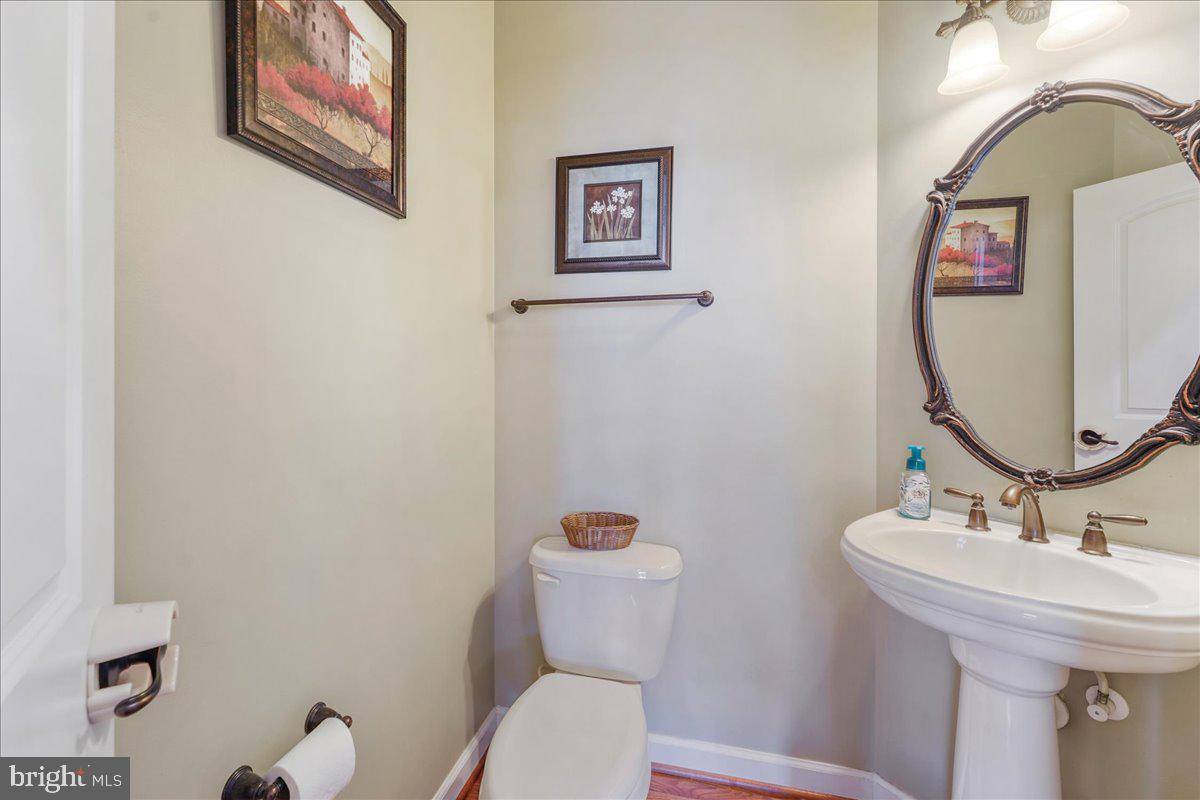 819 Easkey Lane Avondale, PA 19311 - Photo 10 of 49 Gallery Image 10