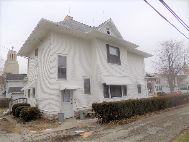 116 South 4th Street Decatur, IN 46733 - Photo 5 of 30