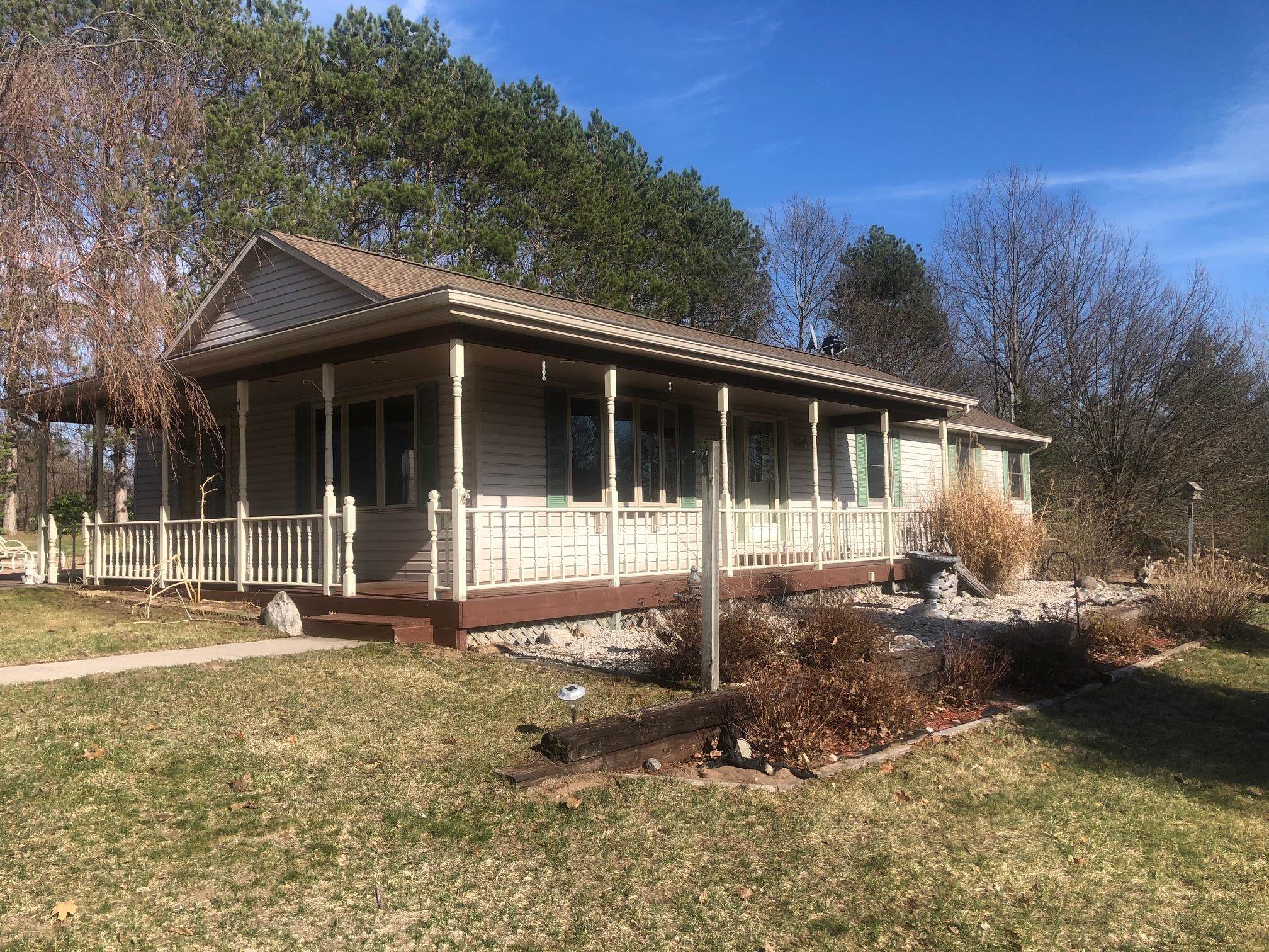 3727 Johnson Road Frankfort, MI 49635 - Photo 3 of 65 1909925-2.JPG