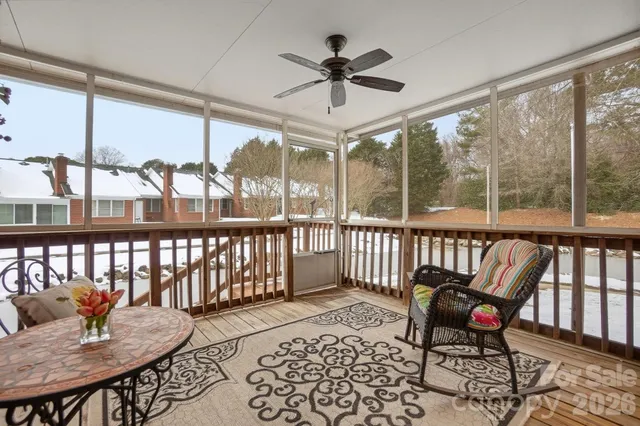 $289,900 | 19816 Oak Leaf Circle, Cornelius, NC 28031