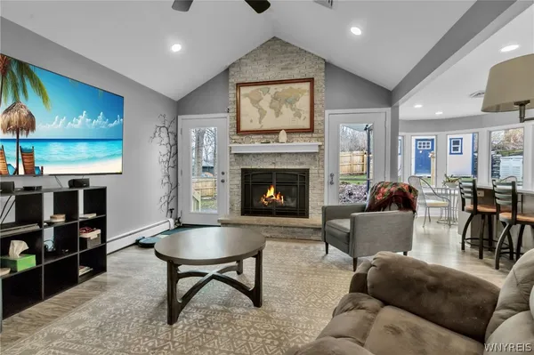 $539,900 | 60 Ruskin Road, East Aurora, NY 14052