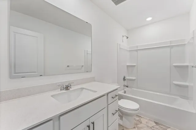 $384,910 | 10527 Harbor Lane North, Maple Grove, MN 55369