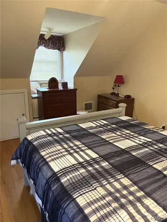 $240,000 | 222 Cedar Street, Greenville, IL 62246