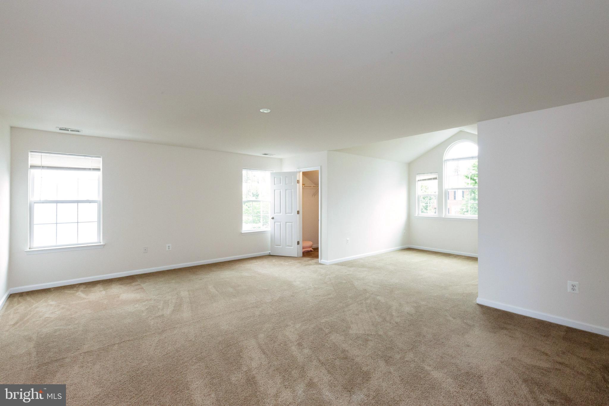 8740 Ellis Mill Drive Gainesville, VA 20155 - Photo 30 of 52