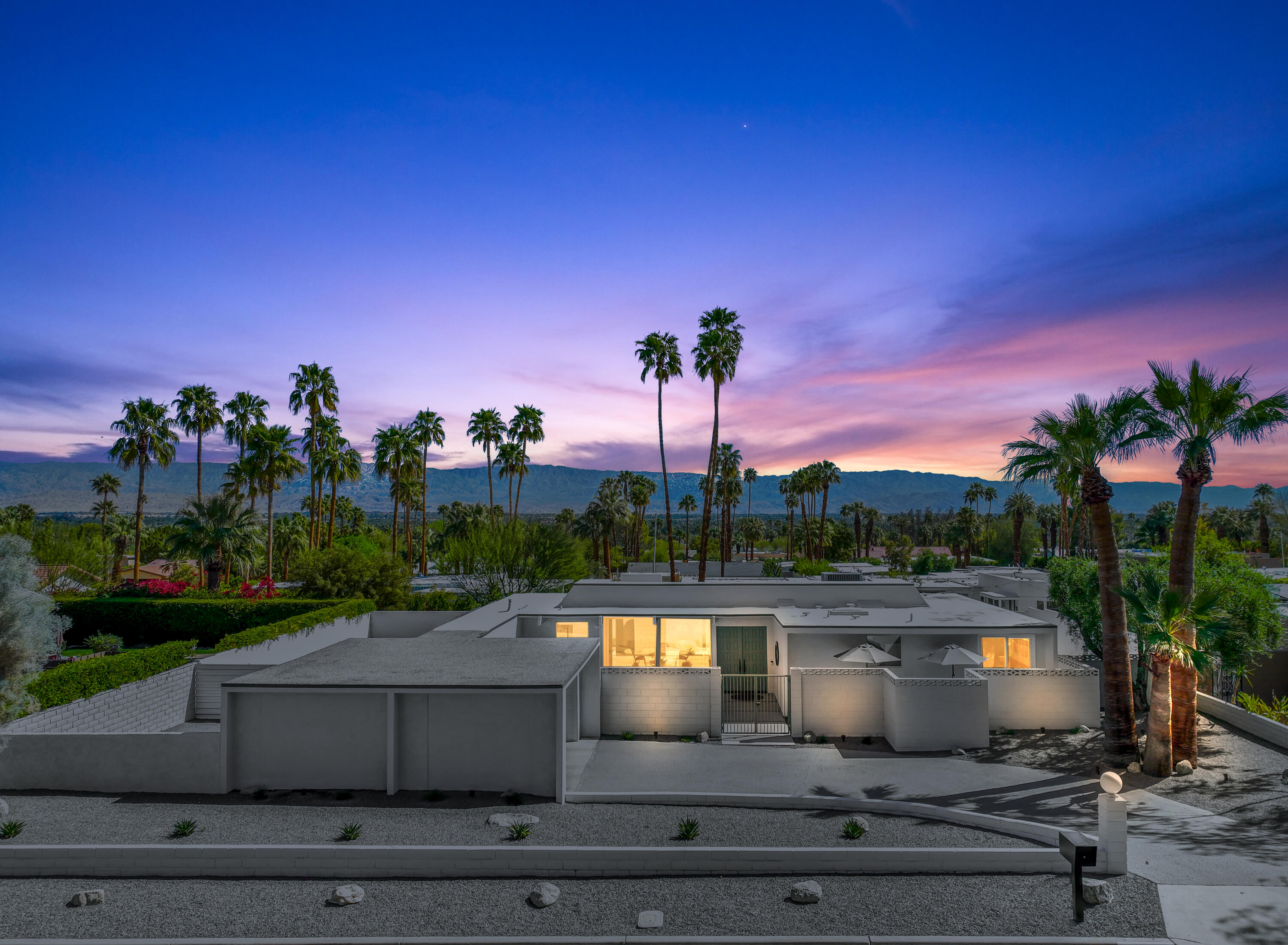 71350 Halgar Road Rancho Mirage, CA 92270 - Photo 11 of 33 a view of a terrace with sitting area