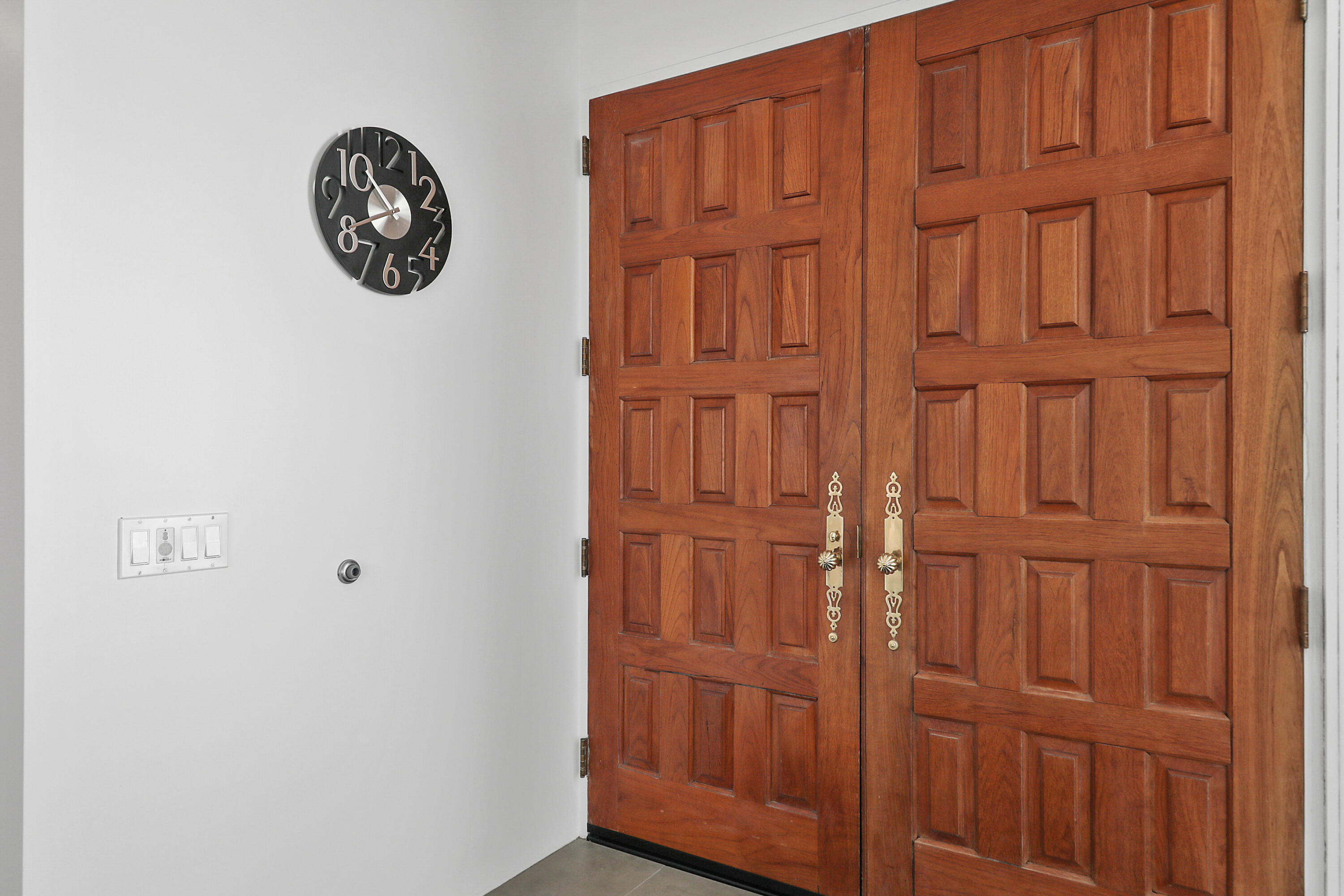 71350 Halgar Road Rancho Mirage, CA 92270 - Photo 15 of 33 a view of a door with closet