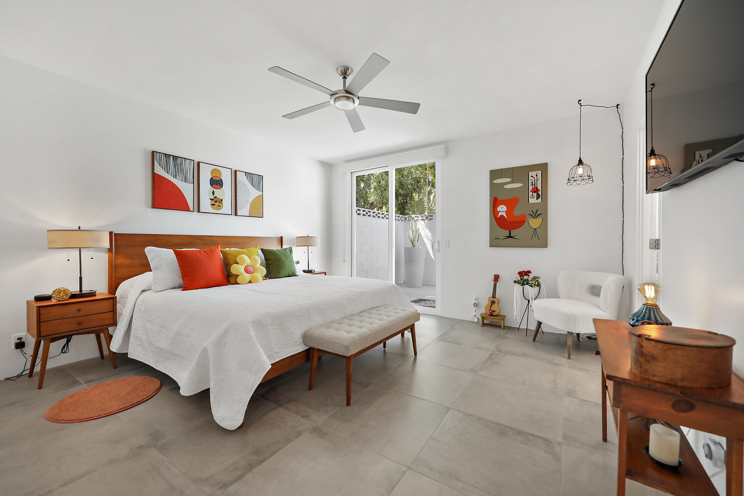 71350 Halgar Road Rancho Mirage, CA 92270 - Photo 20 of 33 a bedroom with a bed and furniture