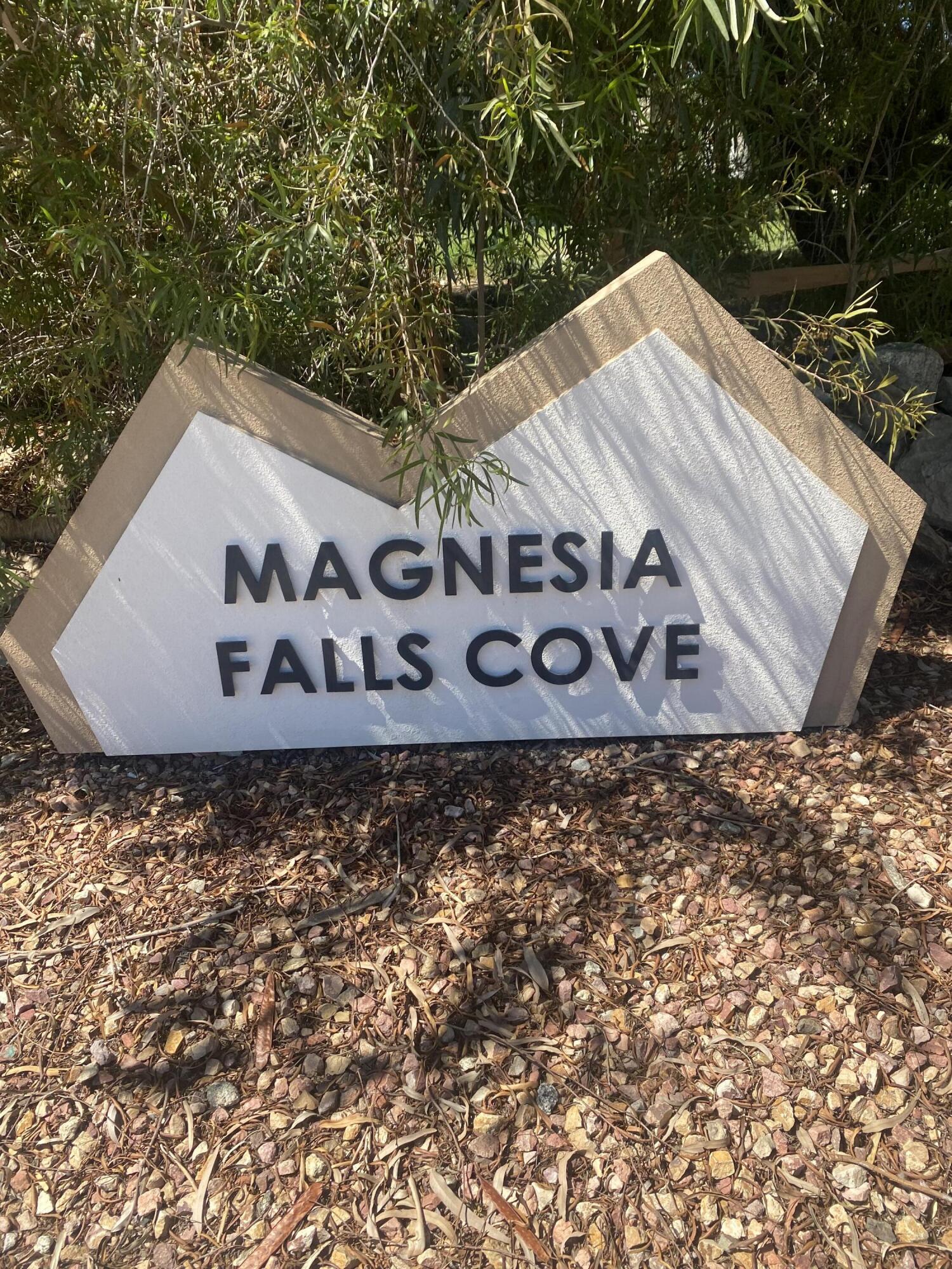 71350 Halgar Road Rancho Mirage, CA 92270 - Photo 33 of 33 a sign that is on the side of the tree