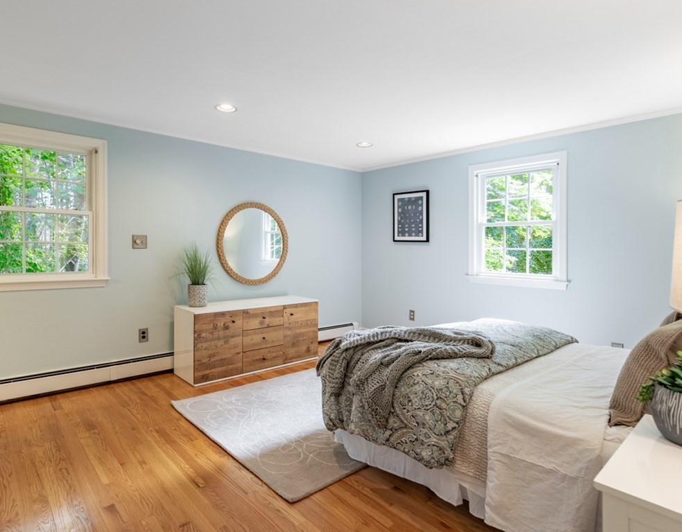 46 Meadowbrook Road Bedford, MA 01730 - Photo 11 of 29 Gallery Image 11