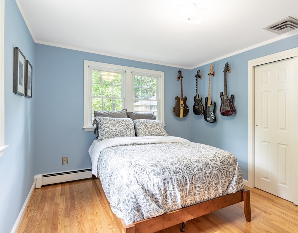46 Meadowbrook Road Bedford, MA 01730 - Photo 16 of 29 Gallery Image 16