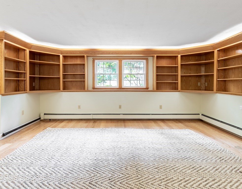 46 Meadowbrook Road Bedford, MA 01730 - Photo 20 of 29 Gallery Image 20