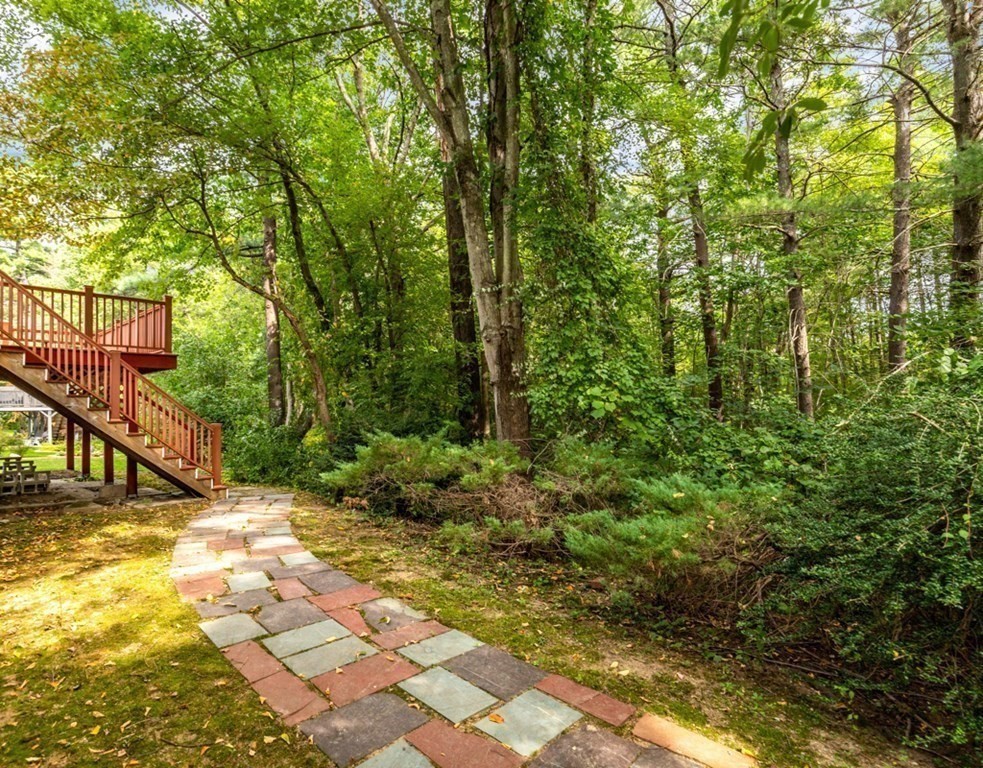 46 Meadowbrook Road Bedford, MA 01730 - Photo 28 of 29 Gallery Image 28