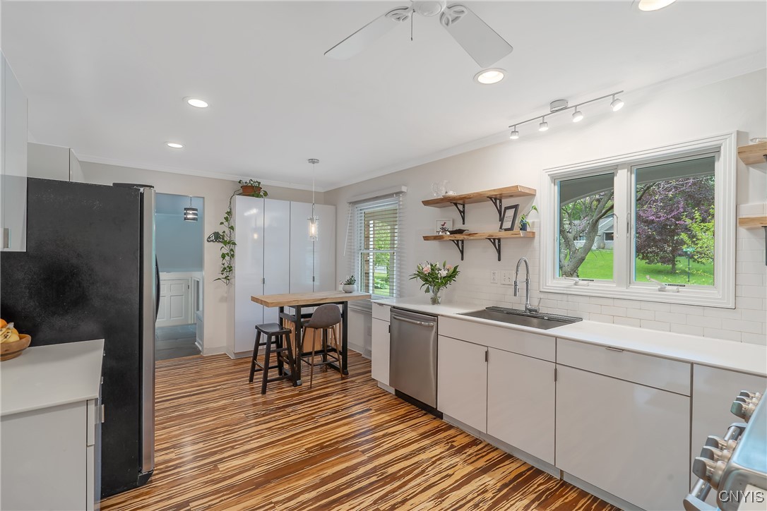 9 Bishop Drive Manlius, NY 13066 - Photo 11 of 50