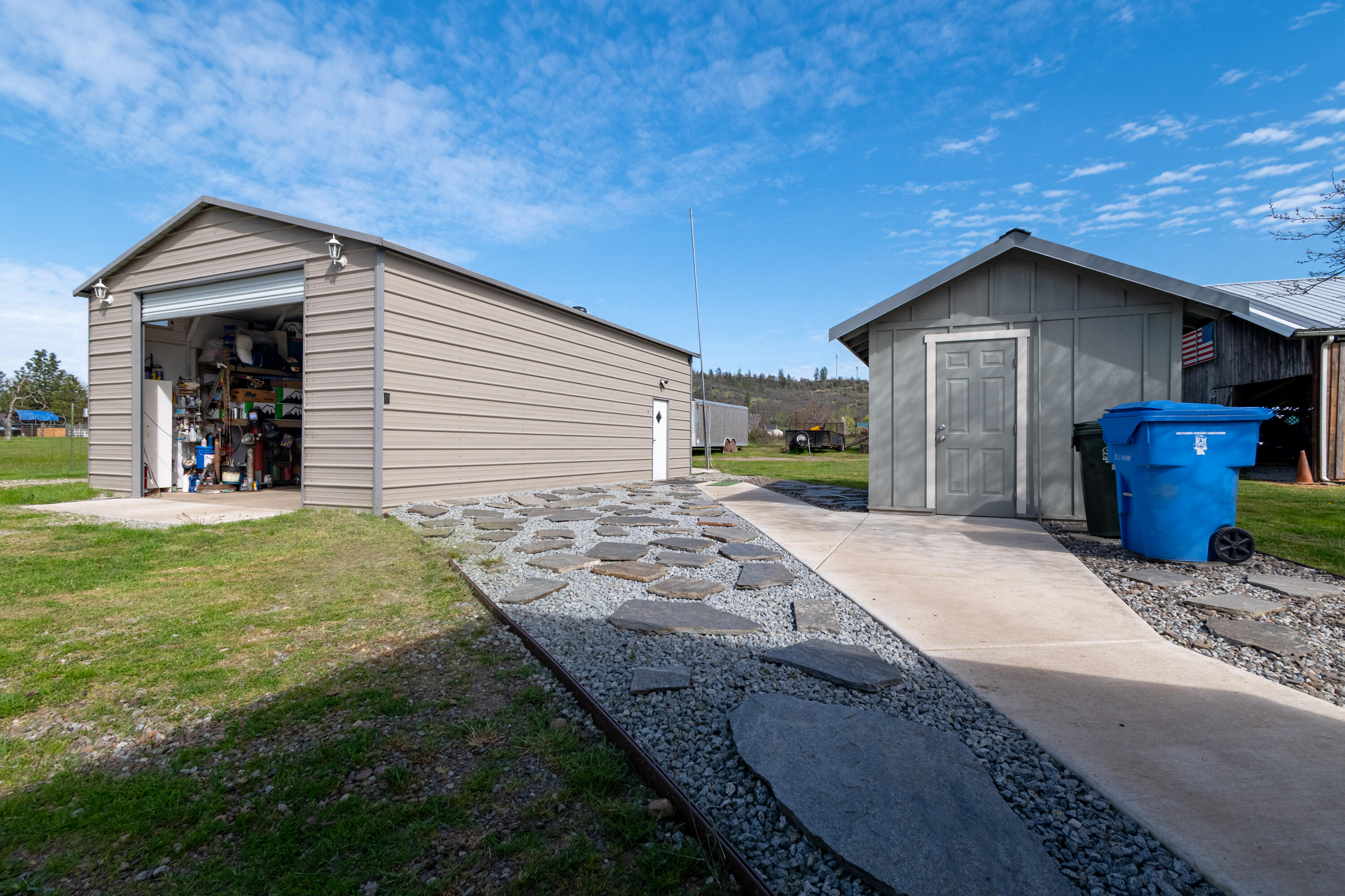 245 Highway 234 Eagle Point, OR 97524 - Photo 22 of 29 01-33