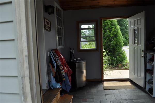 4 Cemetery Road Hadley, MA 01035 - Photo 7 of 16 Gallery Image 7