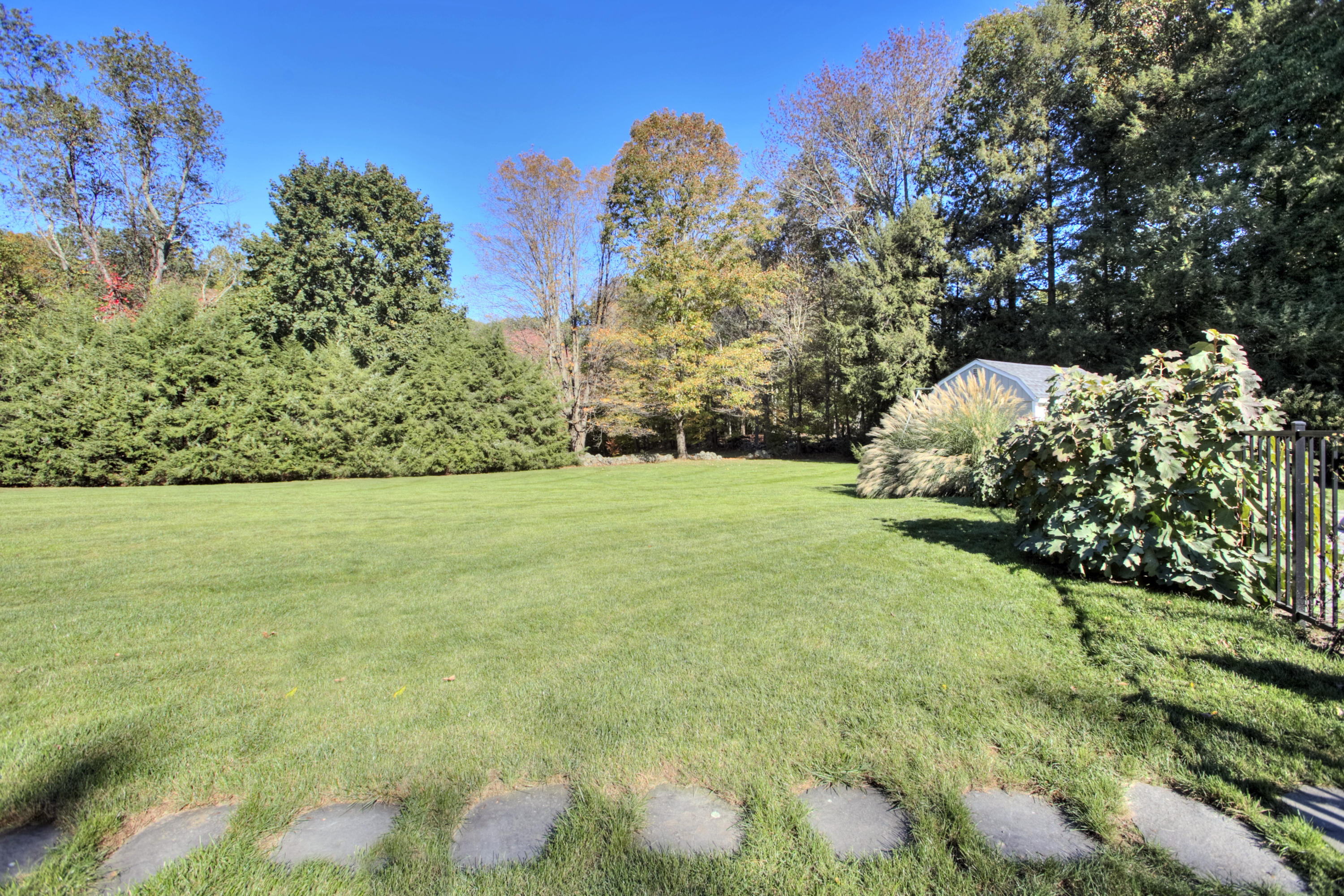 736 Silvermine Road New Canaan, CT 06840 - Photo 28 of 30 a view of a green field