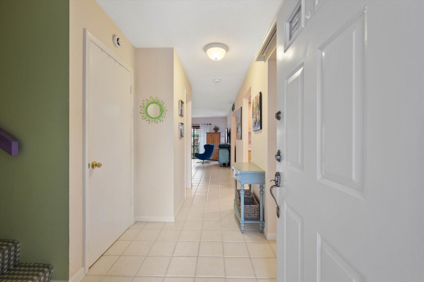130 Palm Avenue, Unit 20 Jupiter, FL 33477 - Photo 6 of 51 a view of entryway