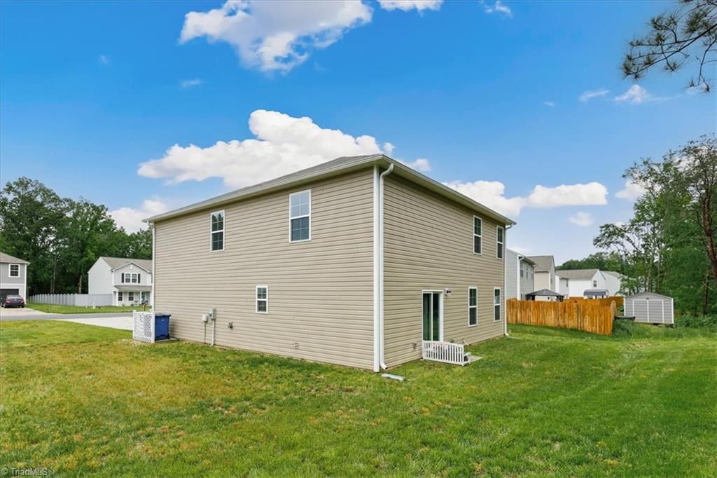 632 Whitney Road Mocksville, NC 27028 - Photo 7 of 40 Gallery Image 7