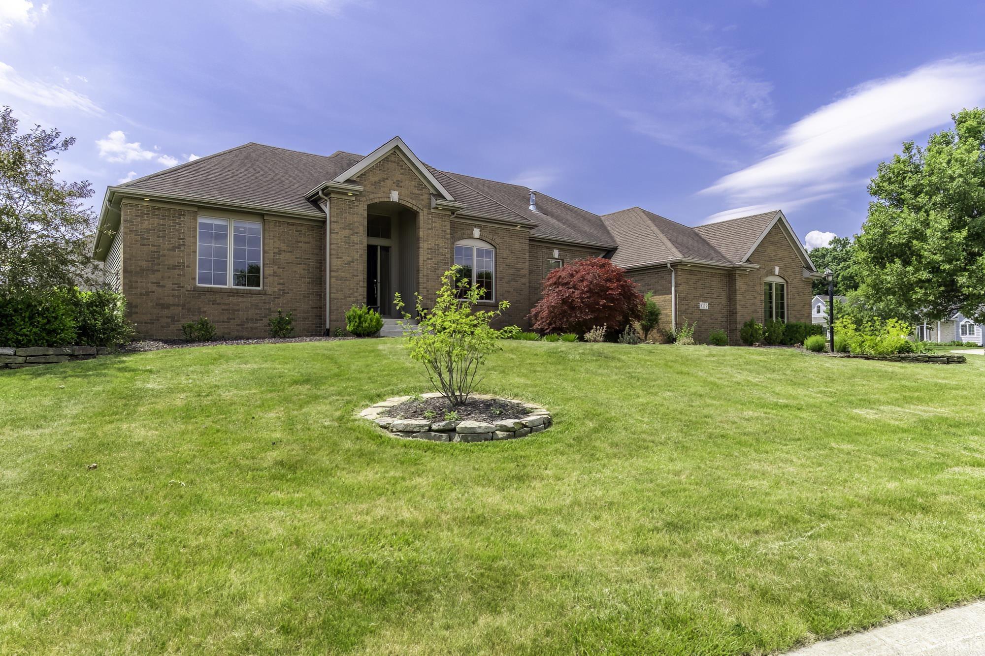 8119 Inverness Lakes Trail Fort Wayne, IN 46804 - Photo 2 of 49