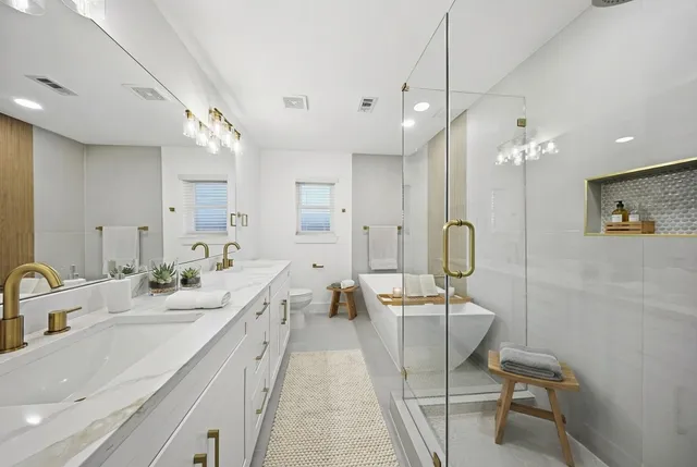 $3,800 | 2410 Del Norte Street, Houston, TX 77018