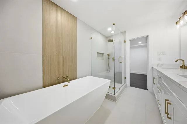 $3,800 | 2410 Del Norte Street, Houston, TX 77018