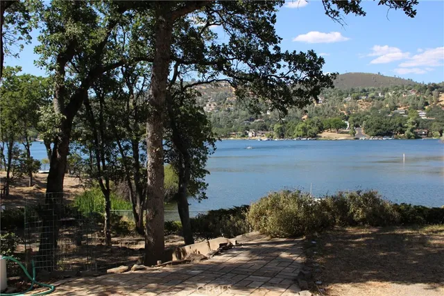 $2,200 | 18702 East Ridge View Drive, Hidden Valley Lake, CA 95467