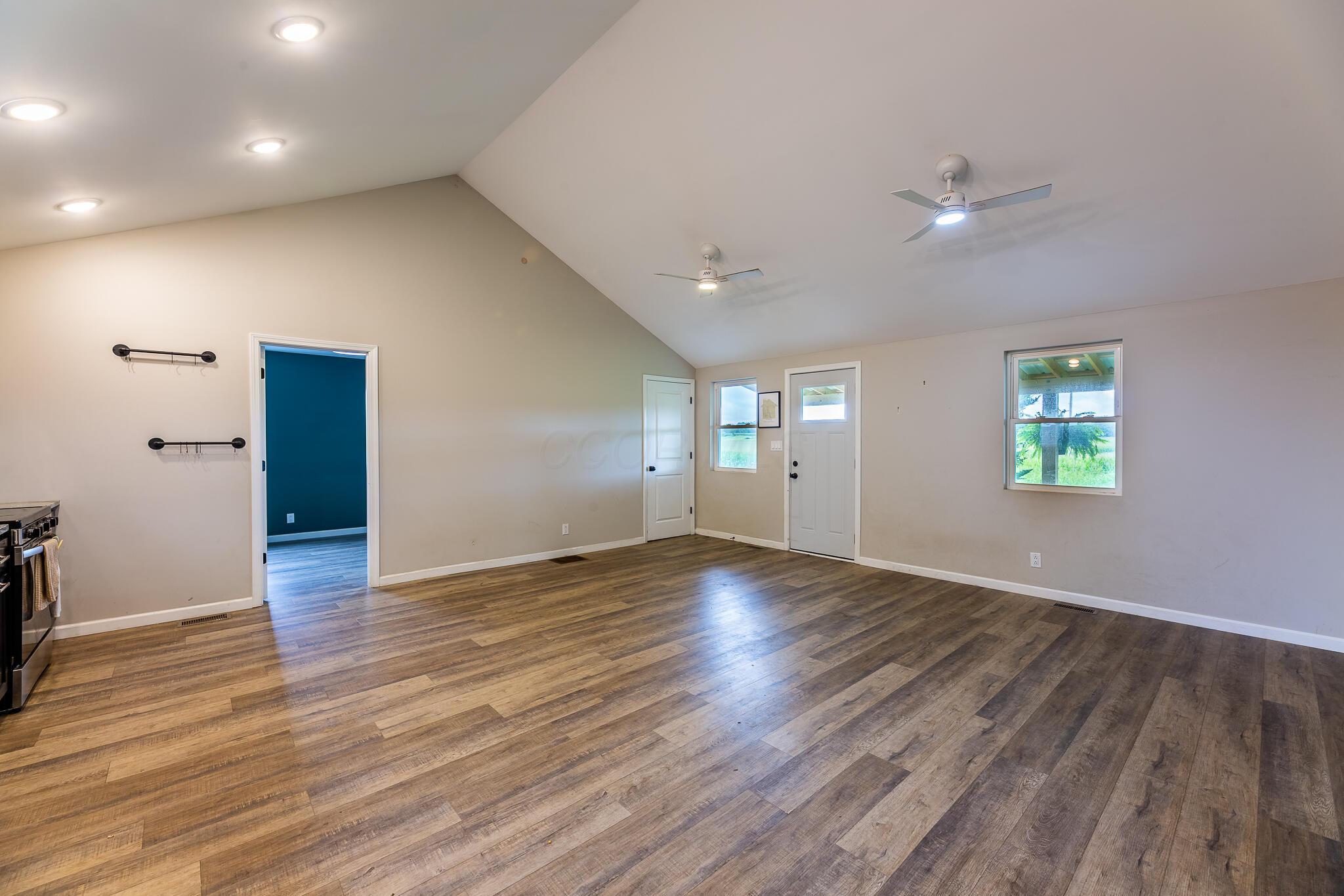 6135 Allen Road Carroll, OH 43112 - Photo 15 of 33 6135Allen-25