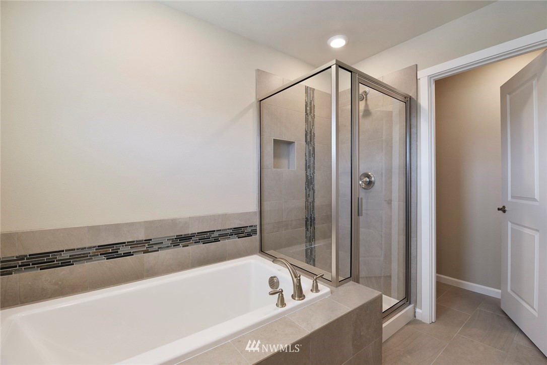 174 Russell Road Bremerton, WA 98312 - Photo 14 of 18 Gallery Image 14