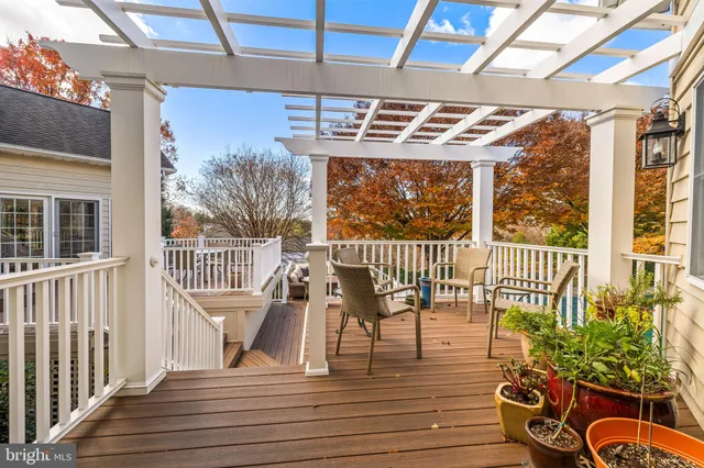 $1,600,000 | 2 Hillsyde Court, Cockeysville, MD 21030