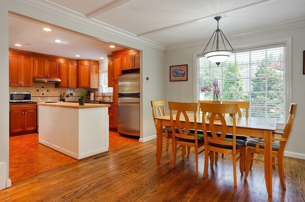42 Fernbrook Road Northborough, MA 01532 - Photo 8 of 38 Gallery Image 8