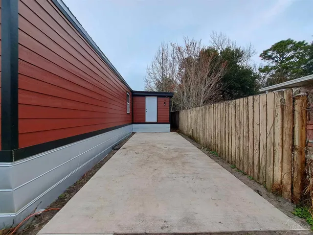 $1,450 | 8562 San Miguel Calzada, Pensacola, FL 32507