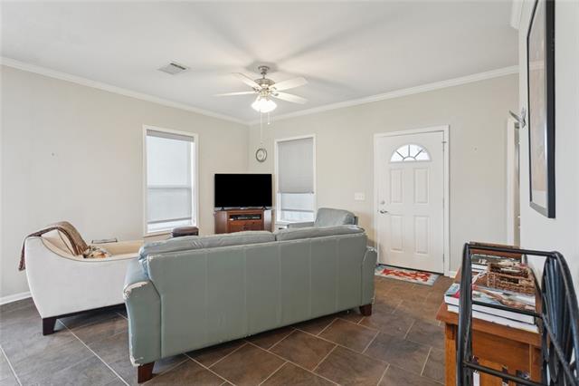 271 Lakeview Drive Slidell, LA 70458 - Photo 9 of 34