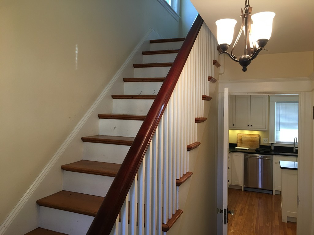 7 Larchmont Road Salem, MA 01970 - Photo 8 of 11 Gallery Image 8